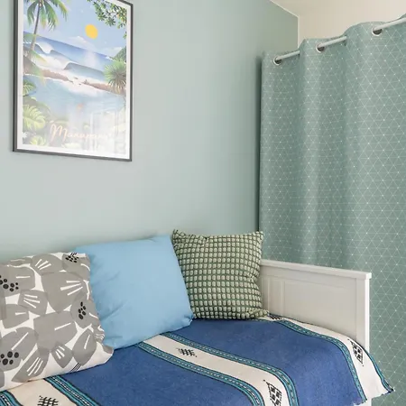 Corniche Azur Yourhosthelper * Sète